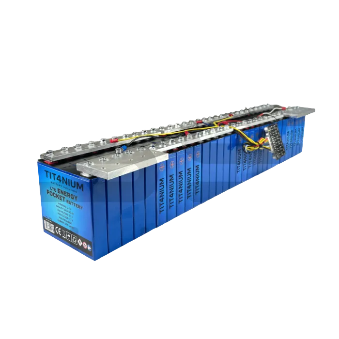 Batterie LTO prismatique 14,4V 100Ah 30 Cellules avec BMS et Bus Bar 66x12x11 cm