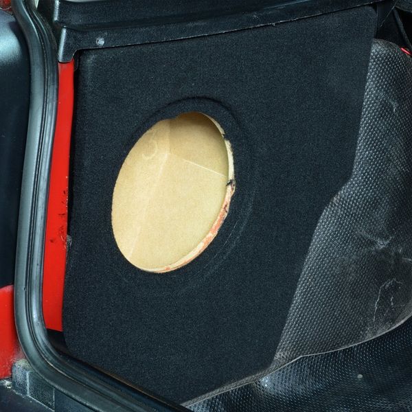 Caisson sur mesure pour VW Golf