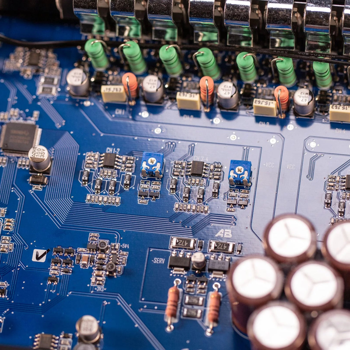 Amplificateur DSP 8 canaux Mosconi One 8|10 DSP - Sound Auto Concept