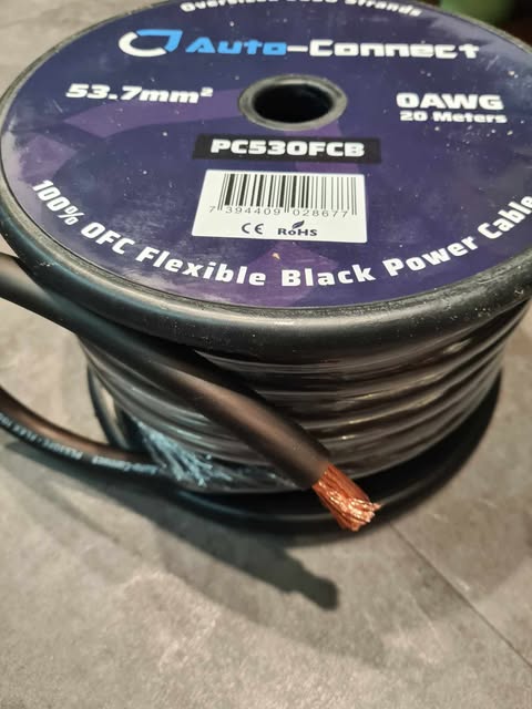 Câble d'alimentation 53.7 mm2 Cuivre 100 % sans oxygène Couleur : noir - Sound Auto Concept