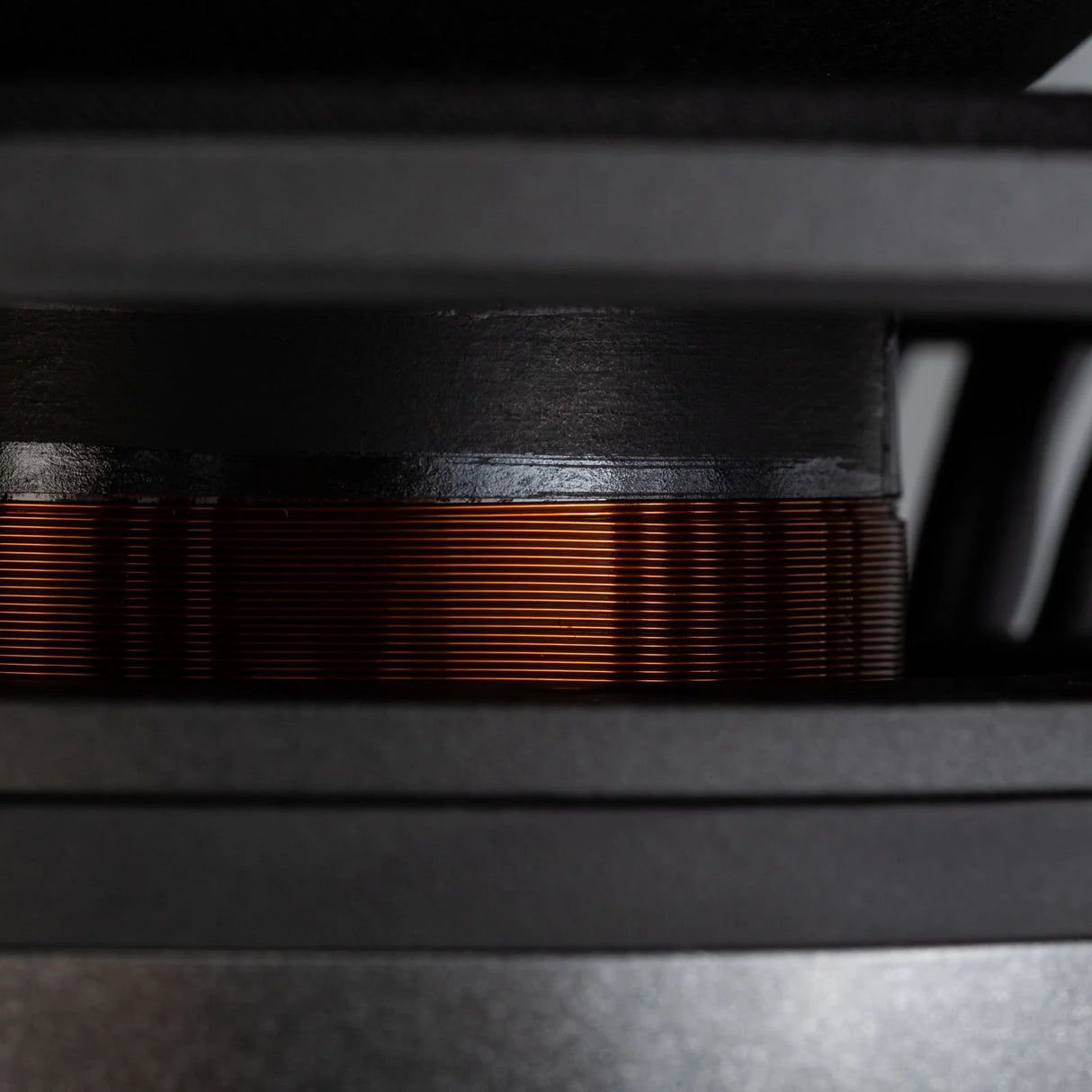 Subwoofer Gladen Aerospace Aero 10 - Sound Auto Concept